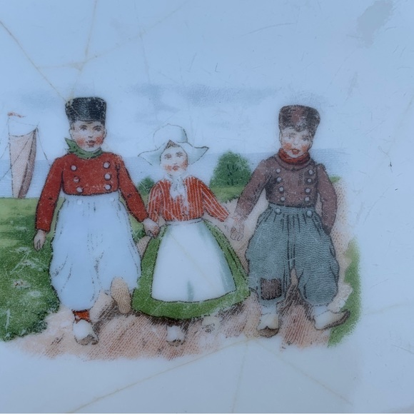 Vintage Ceramic Porcelain Plate Dish Children Scalloped Border Dutch European 8" - Picture 2 of 9